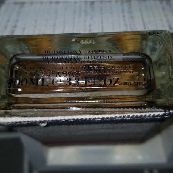 PARFUME - Picture 3 of 4